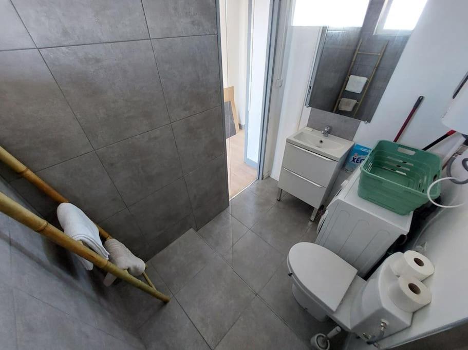 Apartamento Le Voltaire - T2 Neuf Face Pyrenees Tarbes Exterior foto